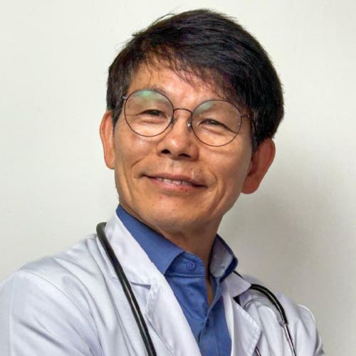 Elías Cho (Clínica Jesús Sana)