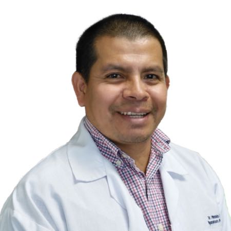 Moisés López